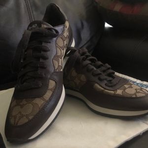 Coach Women's shoes size 10